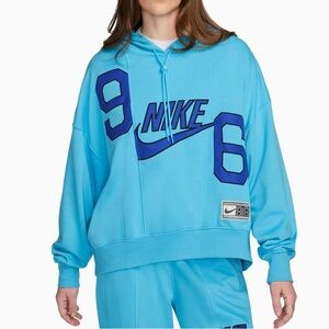 WOMEN'S NIKE SPORTSWEAR
CIRCA 96 HOODIE